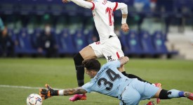 皇马中场核心莫德里奇告别在即：皇马未来阵容展望与转会传闻