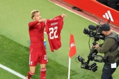 热刺拜仁旧将绝杀远射，英超不败金身延续